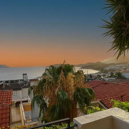 Baris With Seaview Apartment Kaş